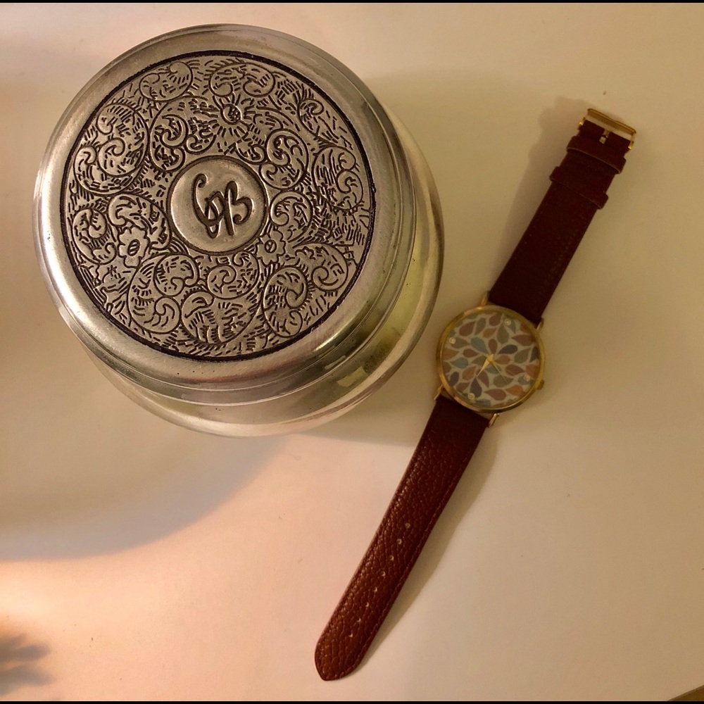 Francesca’s statement watch - Picture 2 of 6